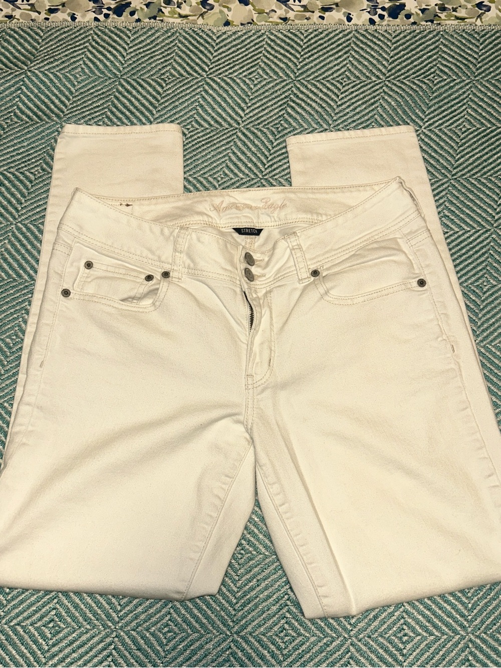 MWhite Women's Slim Straight Jeans